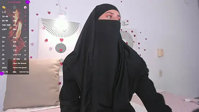 Snapshot of salma_arabicc chatting on April 16, 5:19 am salma arabicc online show from April 16, 5:19 am