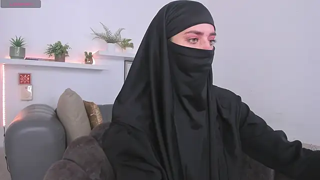 Snapshot of salma_arabicc chatting on June 2, 6:59 am salma arabicc online show from June 2, 6:59 am