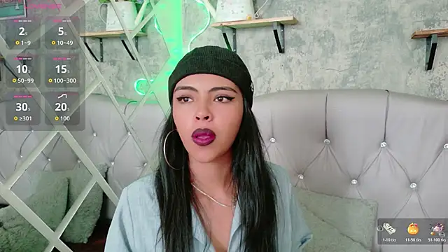 Snapshot of Devil_AliceXo chatting on April 22, 8:32 pm Devil AliceXo online show from April 22, 8:32 pm