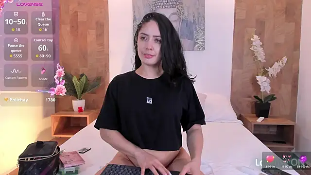 isabella winkler online show from June 4, 11:16 am