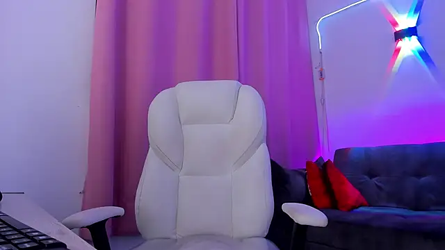 gaaby foxx online show from September 9, 1:21 pm