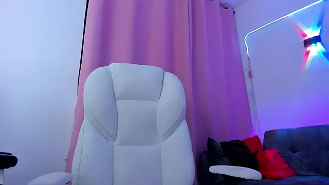 gaaby foxx online show from September 11, 1:44 pm