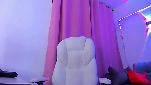 gaaby foxx online show from October 7, 1:19 pm