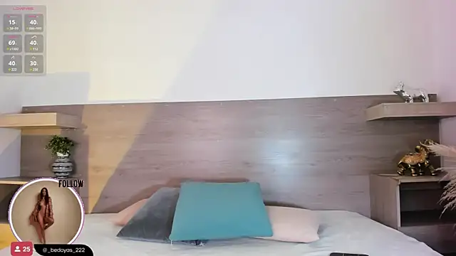 alison222  online show from March 17, 8:09 pm