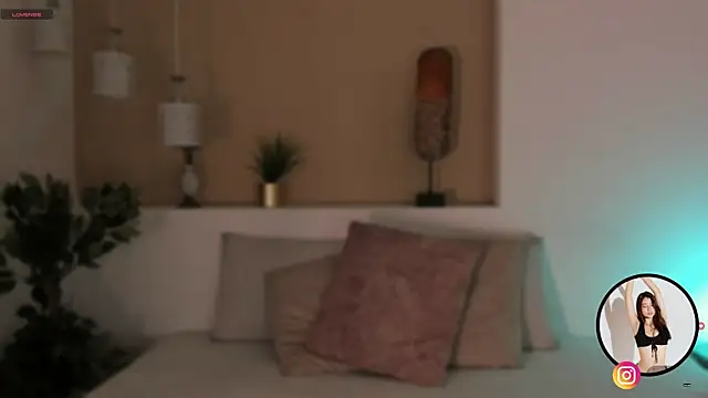 alison222  online show from October 13, 7:47 pm