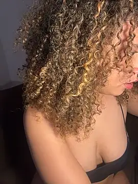Snapshot of KittyTwerk_2 chatting on June 18, 7:51 pm KittyTwerk 2 online show from June 18, 7:51 pm