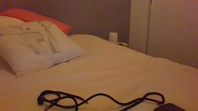 Valentinette online show from October 24, 7:43 pm