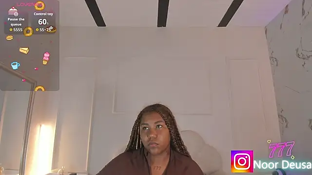 Candaceoweens online show from May 24, 3:44 am