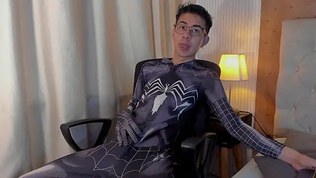 Snapshot of dads_rider chatting on November 11, 5:02 pm dads rider online show from November 11, 5:02 pm