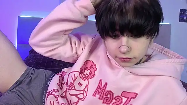 Alex Vallley online show from April 5, 11:02 pm