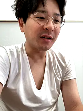 Snapshot of waka3232 chatting on September 18, 2:35 am waka3232 online show from September 18, 2:35 am