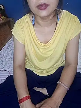 Cute-Zarina online show from September 30, 7:19 pm