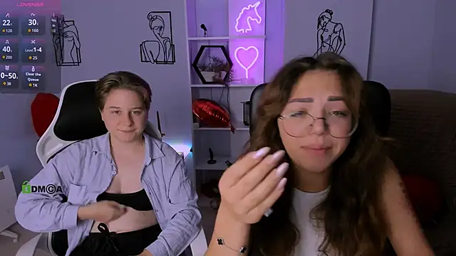 kiki swan online show from October 10, 10:14 am