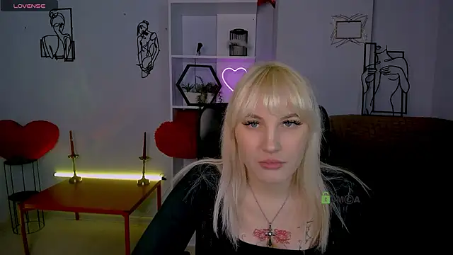 kiki swan online show from January 16, 6:50 am