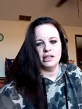 cattlegurl online show from March 13, 2:44 pm