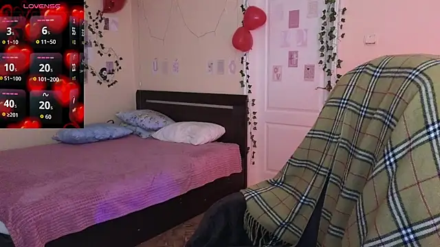 Snapshot of Wane_Witch chatting on March 1, 9:39 pm Wane Witch online show from March 1, 9:39 pm