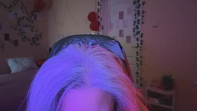 Snapshot of Wane_Witch chatting on March 6, 8:27 pm Wane Witch online show from March 6, 8:27 pm