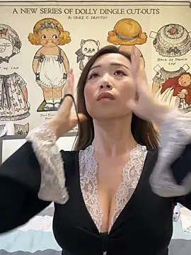 Snapshot of TOP_yoyo chatting on March 1, 11:01 am TOP yoyo online show from March 1, 11:01 am