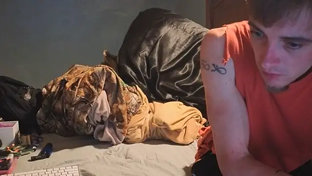 Ilovepussy1911 online show from March 28, 6:02 am