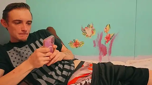 Ilovepussy1911 online show from May 26, 12:06 am