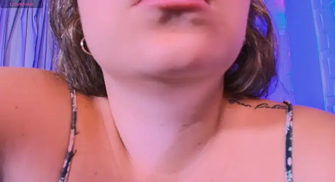 Snapshot of heidy_johns chatting on September 17, 3:19 am heidy johns online show from September 17, 3:19 am