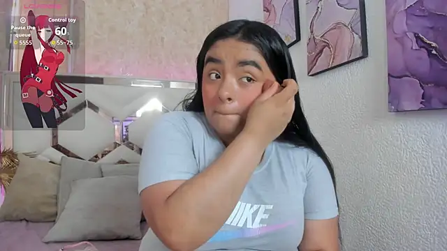 EmilyBrownn  online show from September 29, 7:08 pm