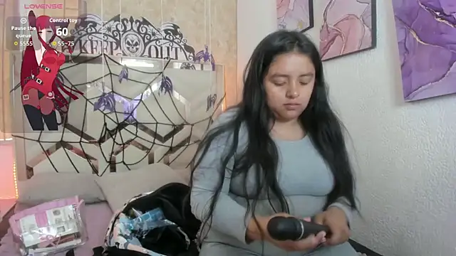 EmilyBrownn  online show from November 1, 6:43 pm