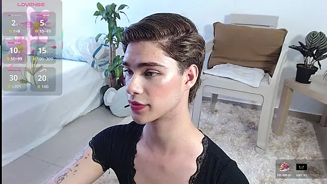 juanes puthee online show from September 10, 8:20 pm