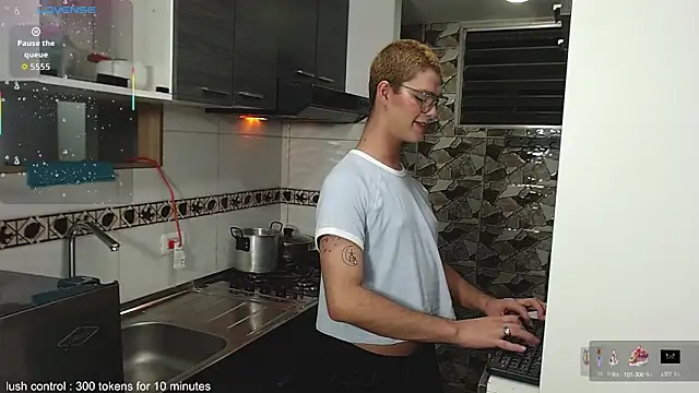 juanes puthee online show from October 7, 12:19 am