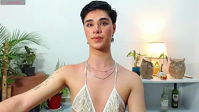 juanes puthee online show from March 14, 6:52 am