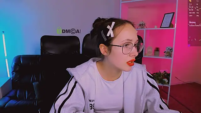 mona cloud online show from November 27, 1:51 am