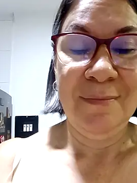 victoria wayne online show from February 12, 9:48 am