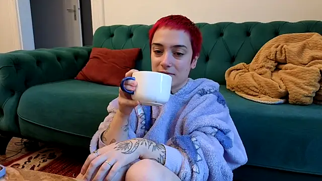 Snapshot of OllympeKaii chatting on September 27, 6:40 am OllympeKaii online show from September 27, 6:40 am