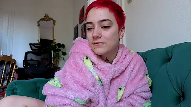 Snapshot of OllympeKaii chatting on October 21, 8:26 am OllympeKaii online show from October 21, 8:26 am