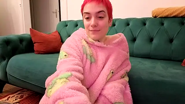 Snapshot of OllympeKaii chatting on November 5, 5:40 am OllympeKaii online show from November 5, 5:40 am