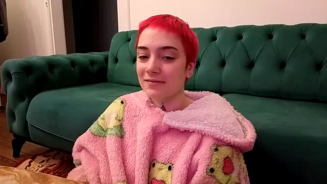 Snapshot of OllympeKaii chatting on November 6, 3:40 am OllympeKaii online show from November 6, 3:40 am