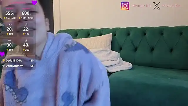 Snapshot of OllympeKaii chatting on December 1, 7:24 am OllympeKaii online show from December 1, 7:24 am