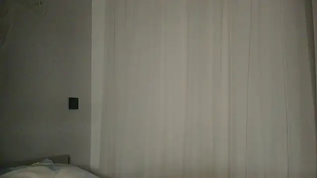 Snapshot of belle_ame chatting on November 4, 12:21 am belle ame online show from November 4, 12:21 am