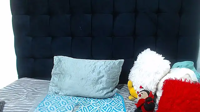 Snapshot of TaurusClitCake chatting on October 20, 4:29 pm TaurusClitCake online show from October 20, 4:29 pm