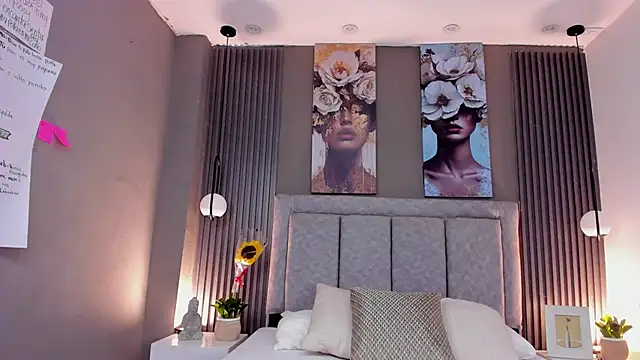 GiannaColling1 online show from September 12, 8:31 pm