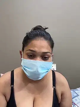 divya arora22 online show from March 15, 7:38 pm