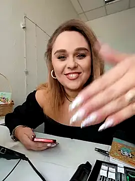 Snapshot of Juicy_PeachLux chatting on March 21, 7:44 am Juicy PeachLux online show from March 21, 7:44 am