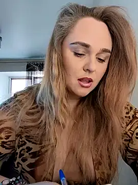 Snapshot of Juicy_PeachLux chatting on October 7, 10:12 am Juicy PeachLux online show from October 7, 10:12 am