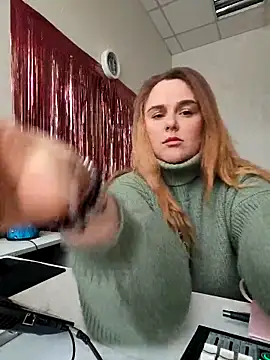 Snapshot of Juicy_PeachLux chatting on November 9, 9:07 am Juicy PeachLux online show from November 9, 9:07 am