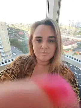 Juicy PeachLux online show from June 15, 3:14 pm