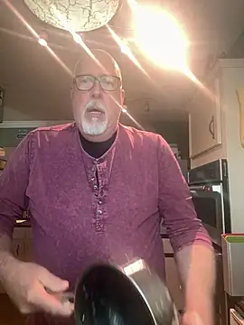 superbearboss online show from January 15, 7:06 pm