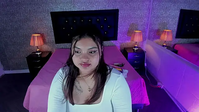 Snapshot of Scarlett__Johanson chatting on March 12, 9:23 am Scarlett Johanson online show from March 12, 9:23 am