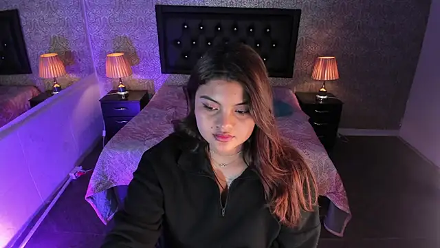 Snapshot of Scarlett__Johanson chatting on March 16, 5:58 am Scarlett Johanson online show from March 16, 5:58 am