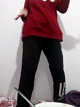 Snapshot of saraaxx1 chatting on March 13, 2:49 am saraaxx1 online show from March 13, 2:49 am