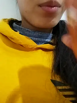 Snapshot of saraaxx1 chatting on November 20, 9:20 am saraaxx1 online show from November 20, 9:20 am